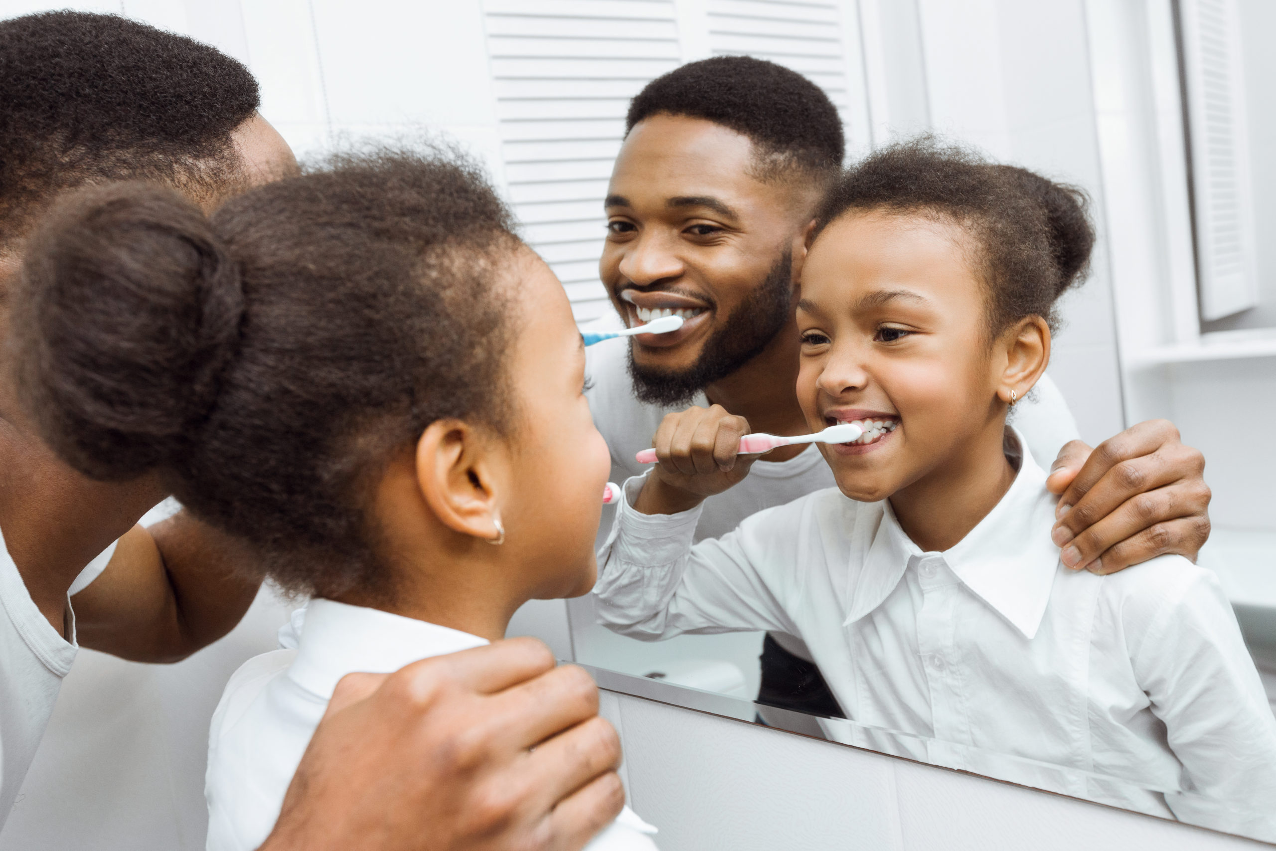 how to get your kids to brush their teeth